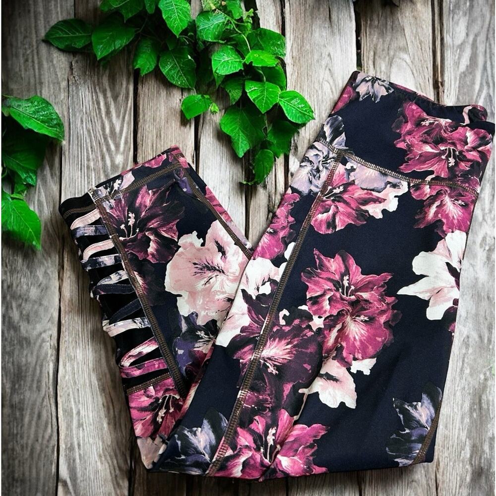 Ideology Autumn Bloom Crop Athletic Leggings Sz Small Thick Compression